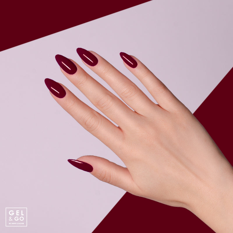 Love the velvet nail trend? Here's how to get a magnetic manicure | Velvet  nails, Pink nails, Gel nails